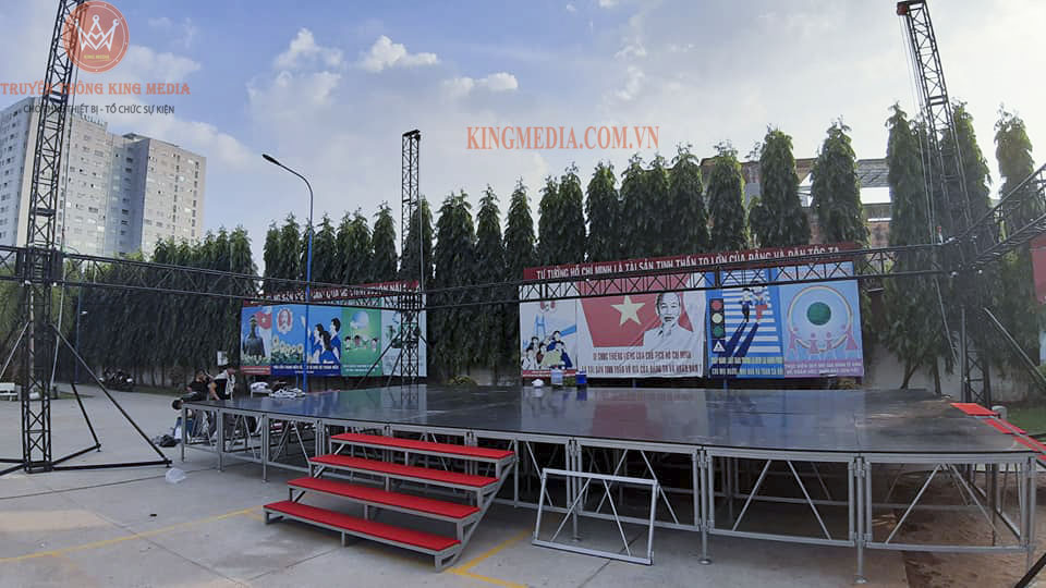 Khung sân Khấu Ngoài Trời