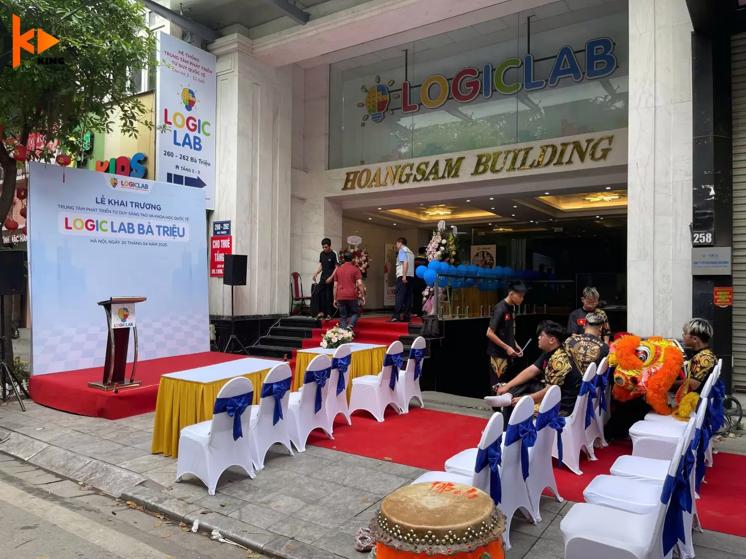 tổ chức sự kiện khai trương